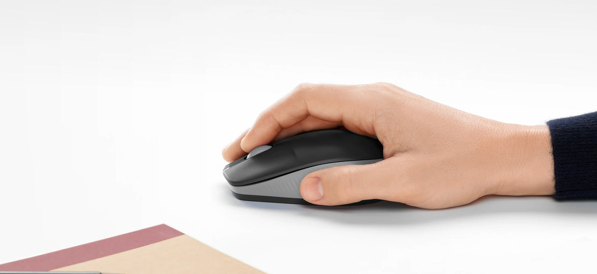 Logitech M190 Full-Size Wireless Mouse – 1000 DPI Optical Tracking, 3 Buttons, 18-Month Battery