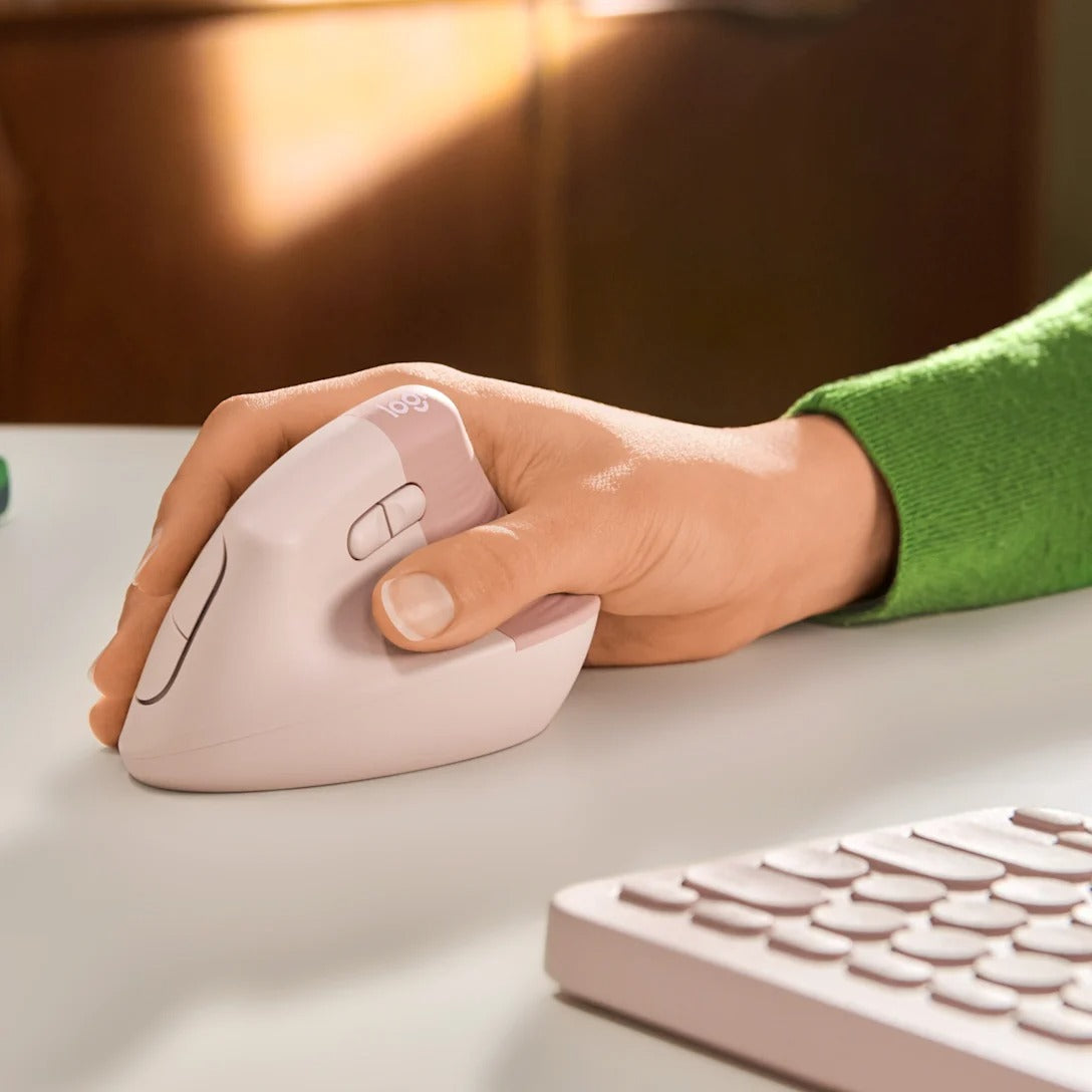 Logitech Lift Vertical Ergonomic Mouse – 400–4000 DPI, 6 Buttons, Bluetooth & Logi Bolt, 24-Month Battery, Used