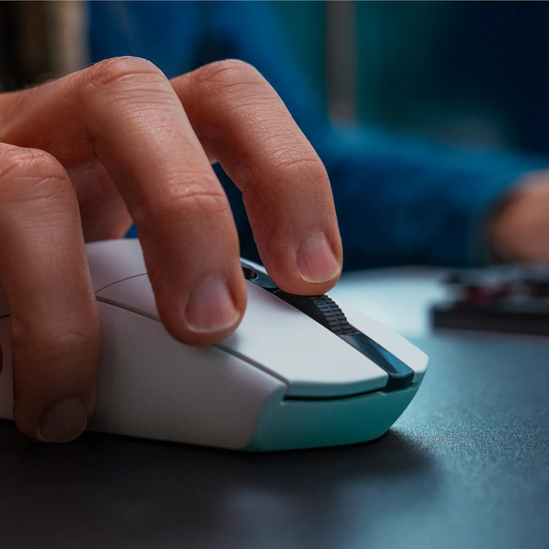 Logitech G305 LIGHTSPEED Wireless Gaming Mouse – HERO Sensor, 12,000 DPI, 250-Hour Battery, Used